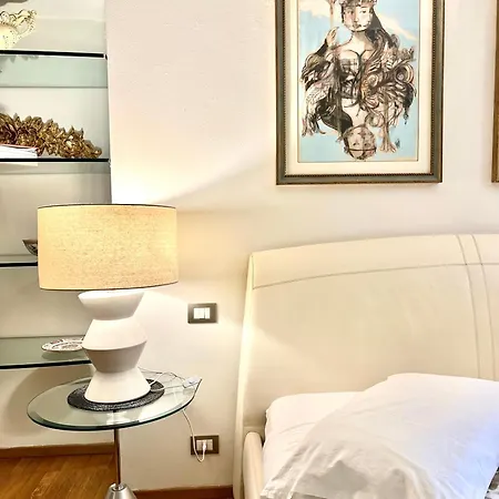 Comecasa No Ztl Alfieri Urban Апартаменты *